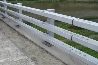 galvanized box beam guardrails used on a bridges
