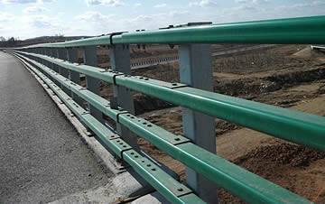 green PVC coated box beam guardrails